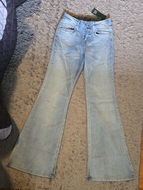 Size 0 wild fable Mid Rise Flare Curvy Fit Jeans Light Wash New With Tags